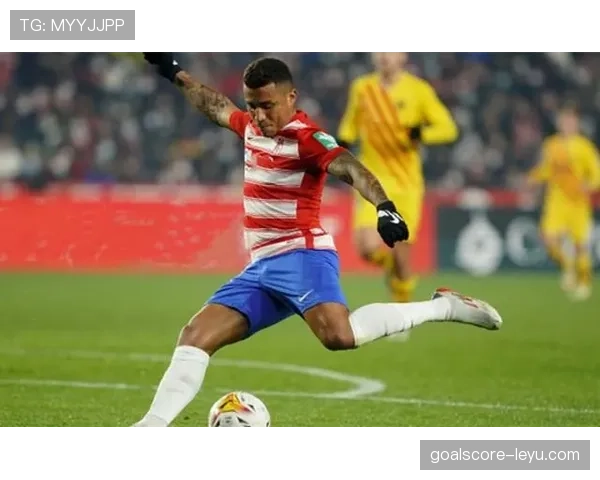 格拉纳达新赛季展望:状态回暖,能否在西甲持续提升竞争力? 格拉纳达新赛季展望:状态回暖,能否在西甲持续提升竞争力?