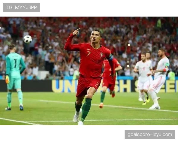 C罗是否拖累球队：战术适配与比赛影响力分析