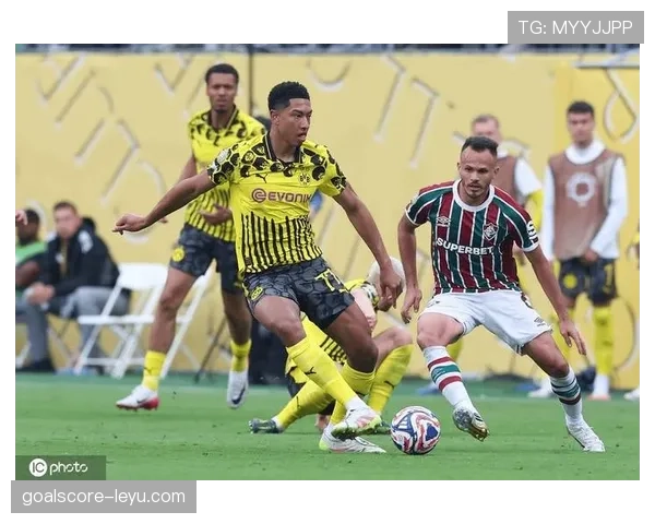 贝林厄姆16岁职业首秀的早期成名历程解析