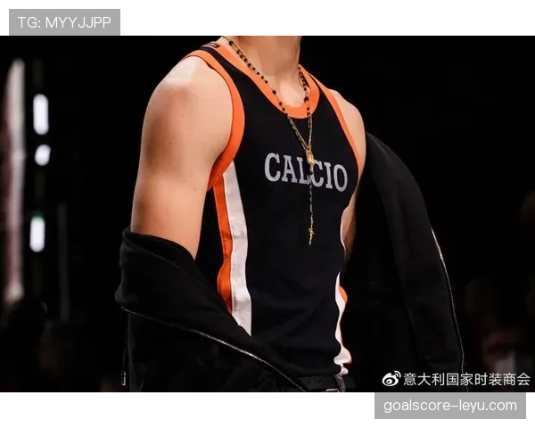 郑思维居然把“低调”做到成了日常奢侈品秀场？