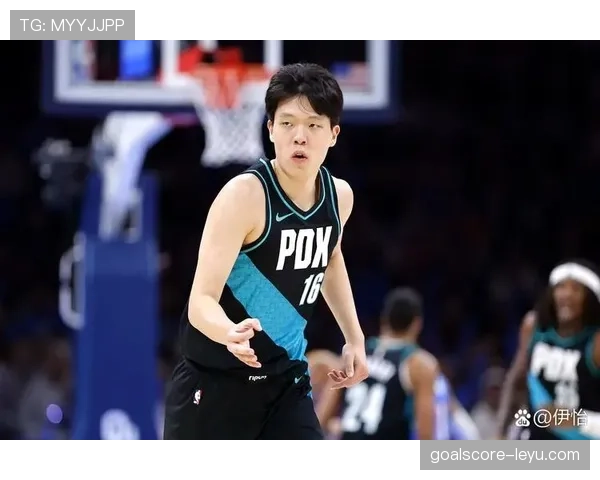 杨瀚森训练完直接去超市买打折菜，这自律程度我连他影子都追不上